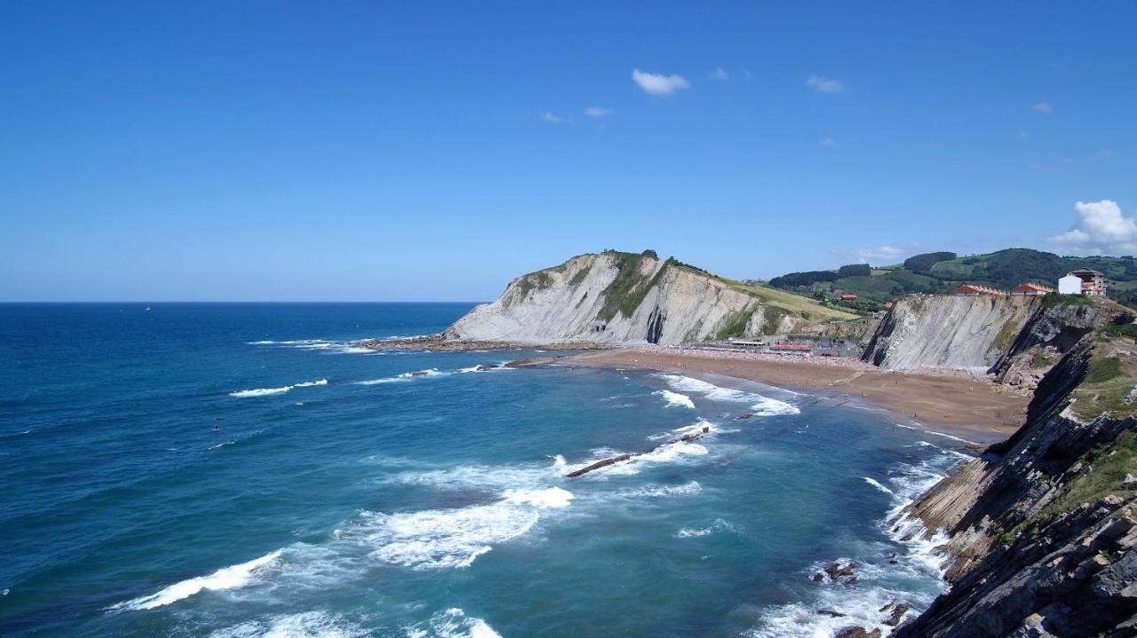 Hotel Kampaoh Zumaia Exterior foto